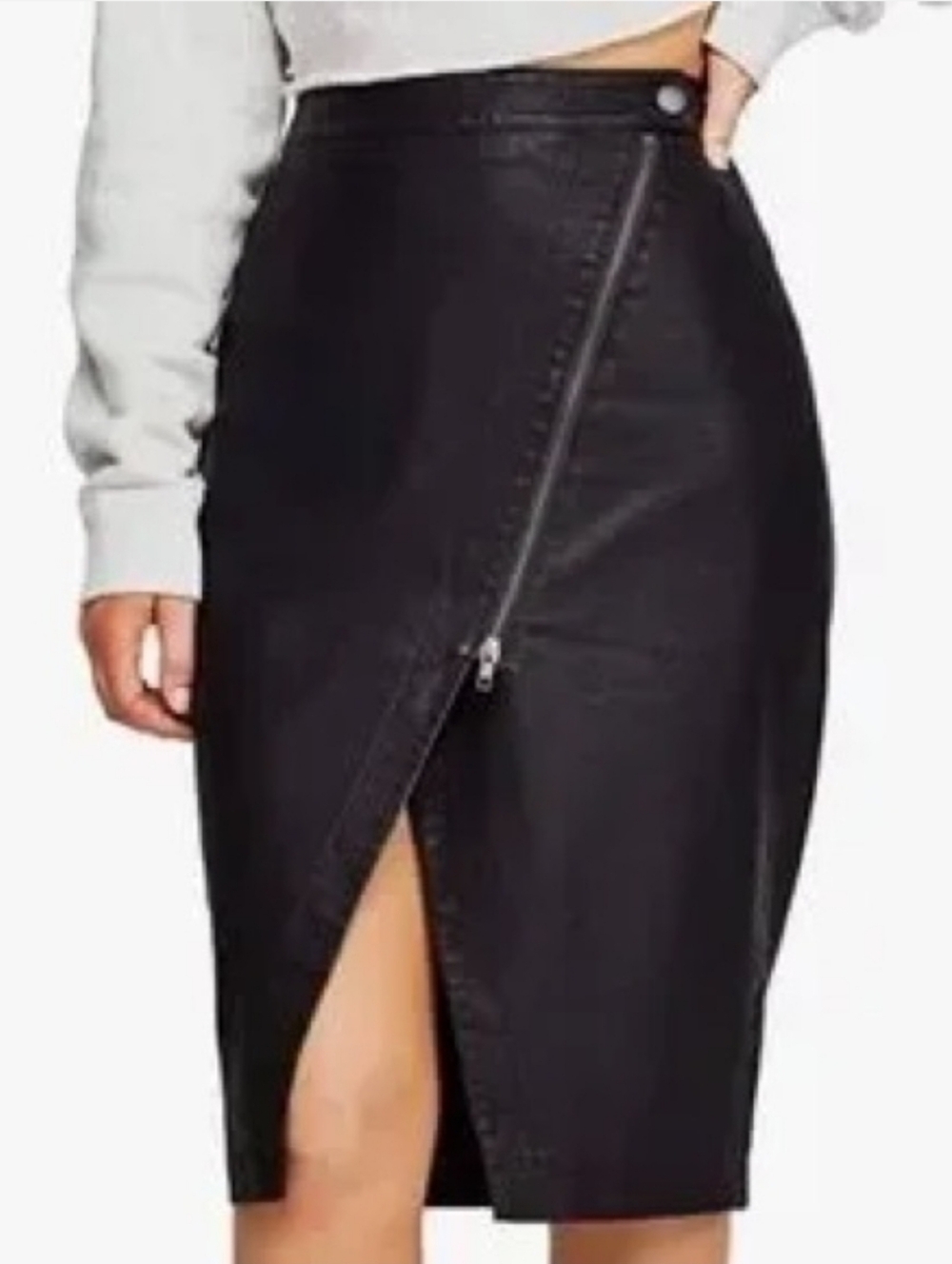 Free People Faux-Leather Zip-Front Pencil Skirt. Black, Size 2.